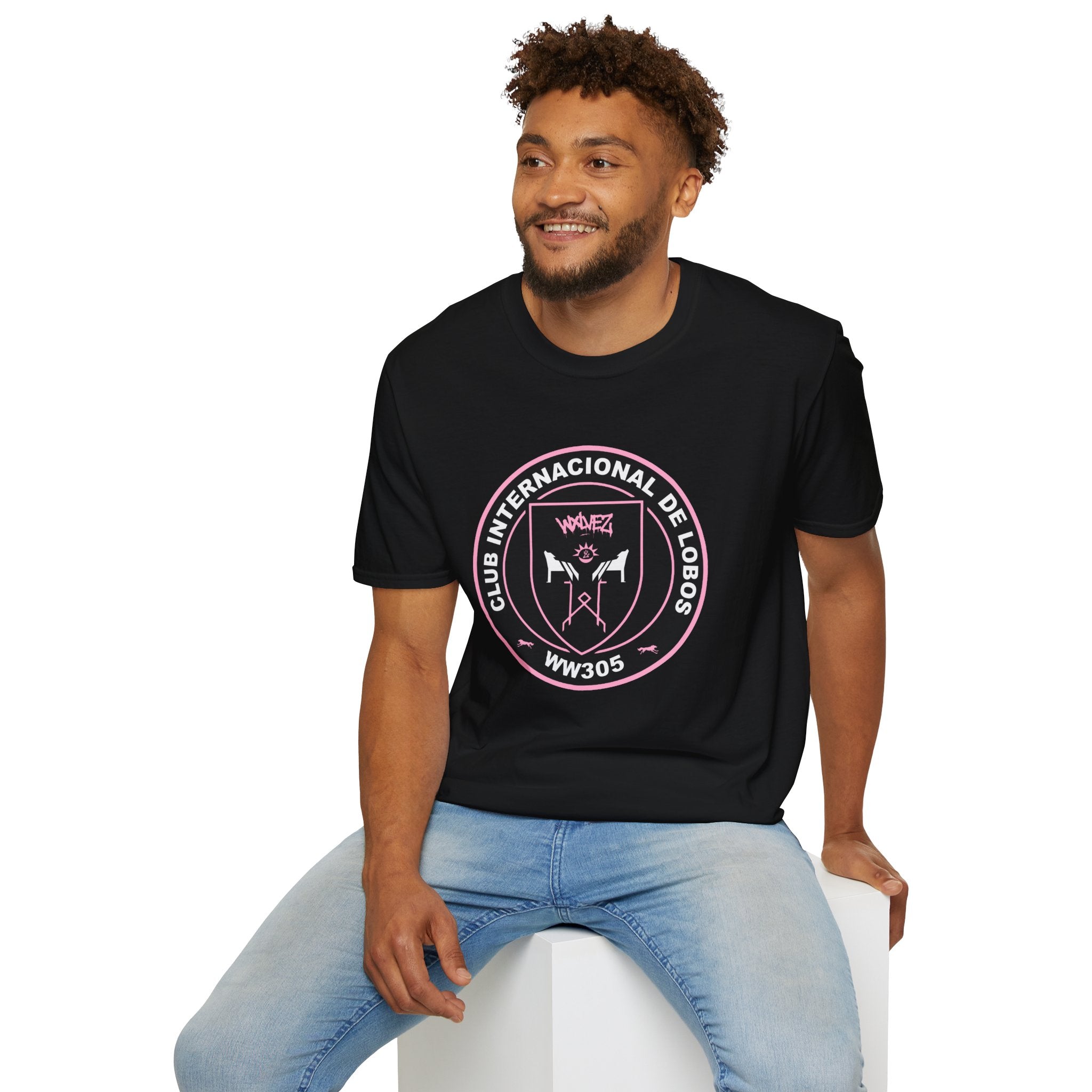 Club Internacional de Lobos T-Shirt